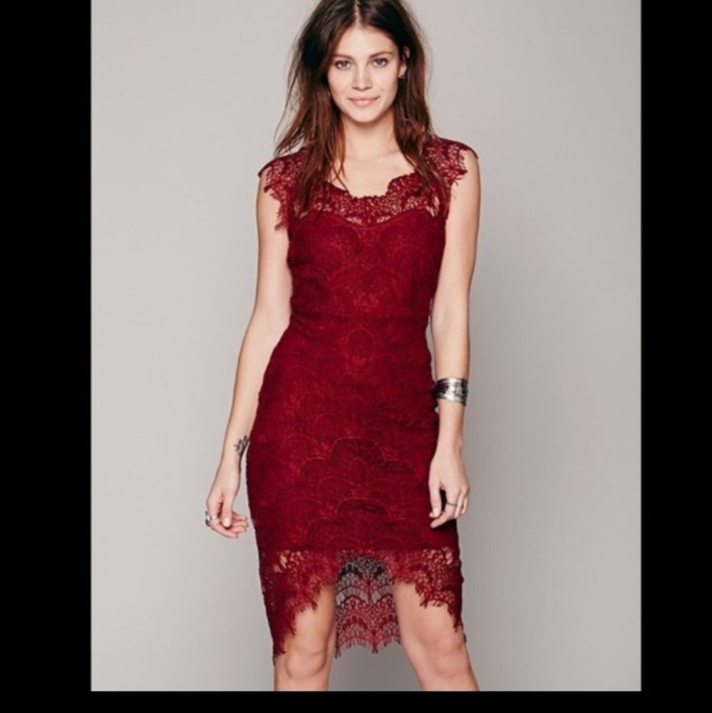 Free people peekaboo scalloped lace dress